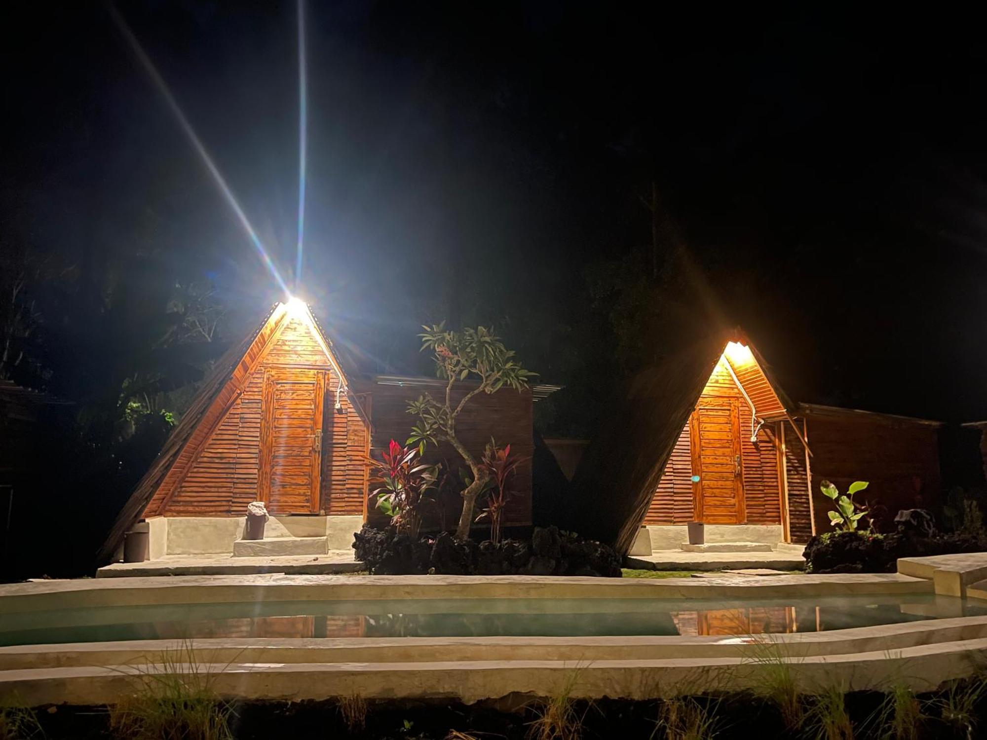 Triangular House And Hot Spring Kubupenlokan Exterior foto