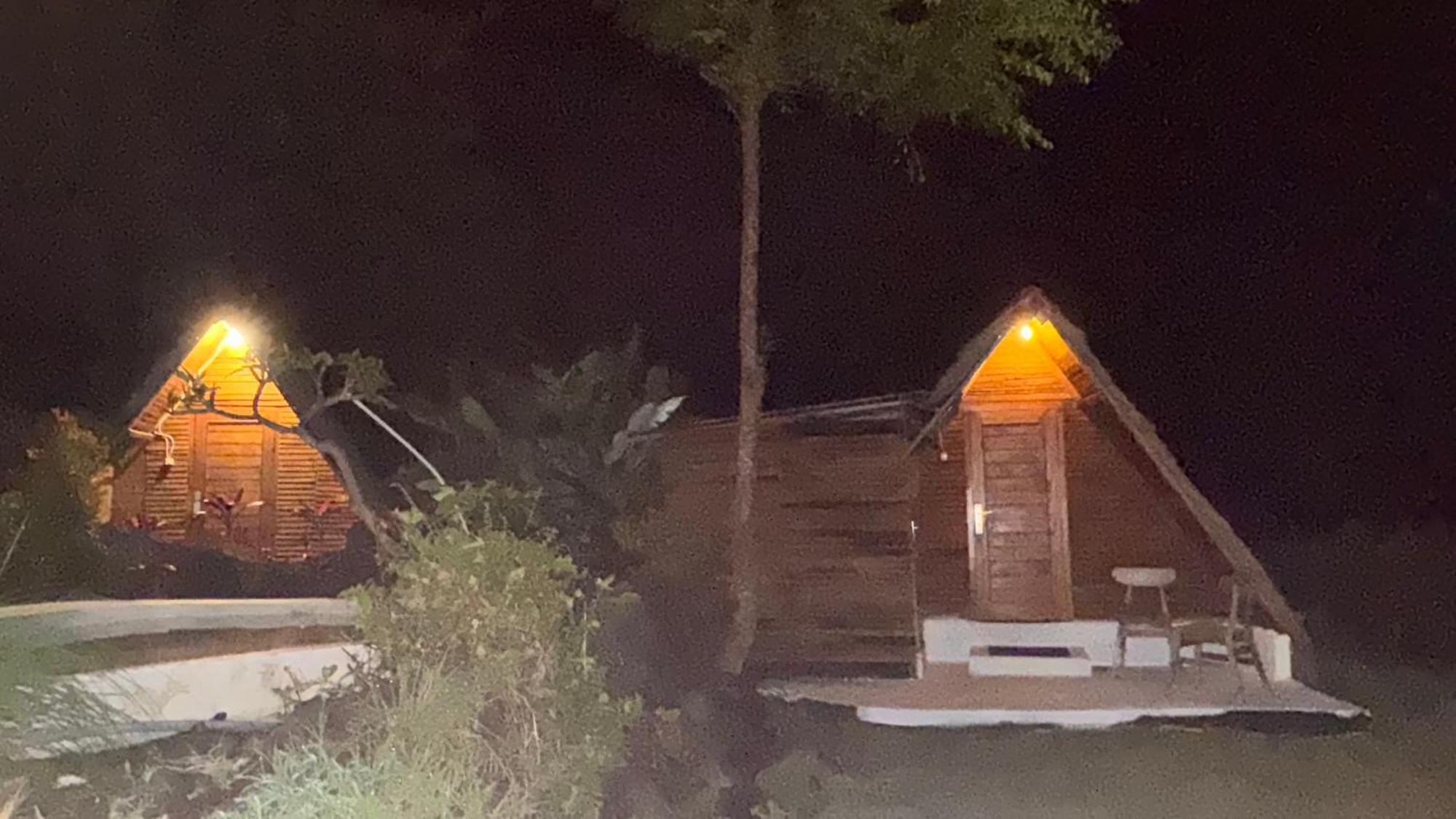 Triangular House And Hot Spring Kubupenlokan Exterior foto